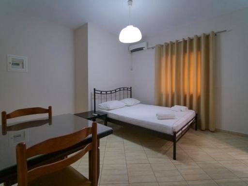 Vironas Hotel Himare Bagian luar foto